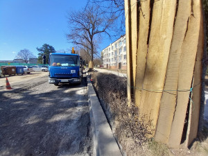 FOTO: Rantířovská ulice je opět rozkopaná. Velký problém to je i pro jihlavskou prádelnu