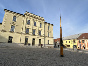 VIDEO: Letní čas v Třešti začne později. Sluneční hodiny se posunou až v úterý