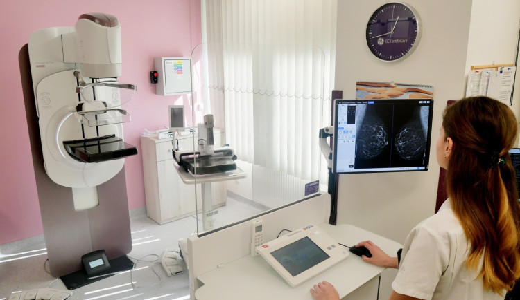 Fakultní nemocnice nakoupila špičkové přístroje za 280 milionů korun