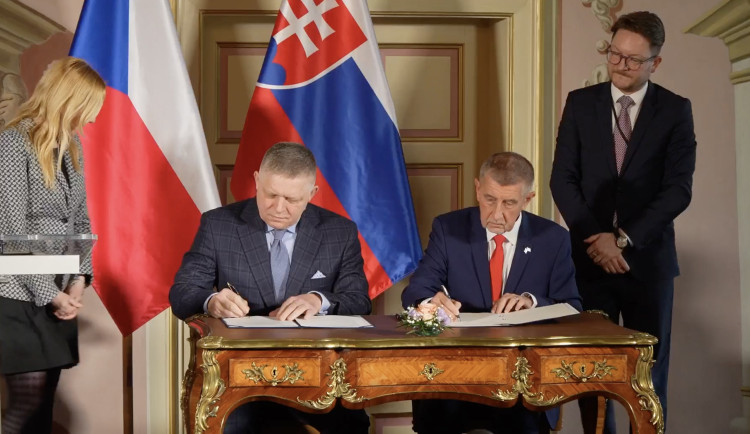 Babiš požádal Fica, aby Slovensko ukončilo stav ropné nouze