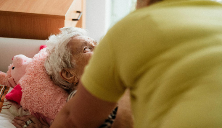 Polná vyjednává s krajem o stavbě domova pro 100 seniorů. Vzniklo memorandum