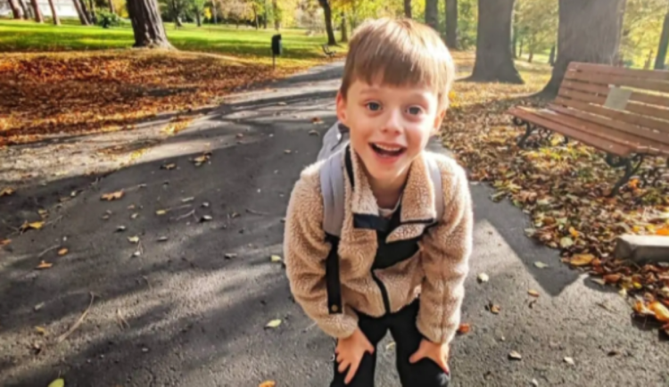 Desetiletý Nicolas z Jesenicka s těžkým autismem potřebuje bezpečný domov. Rodina založila sbírku