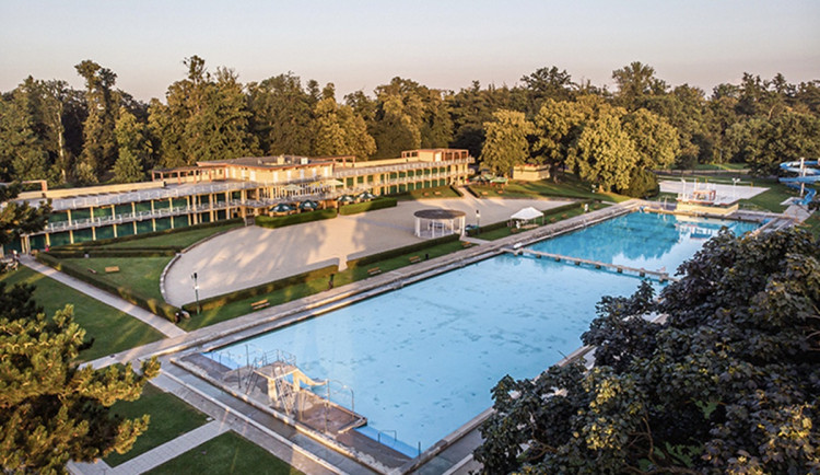 Opavské koupaliště zahájí sezonu s opravenou technologií pro úpravu vody