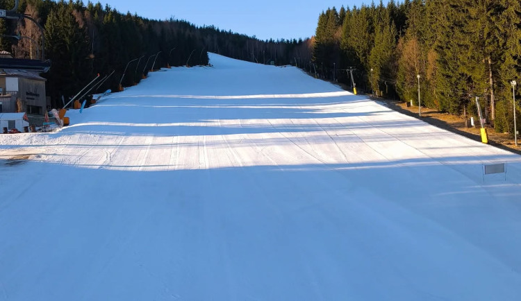 Poslední lyžování v Libereckém kraji. Harrachov pojede až do příští neděle