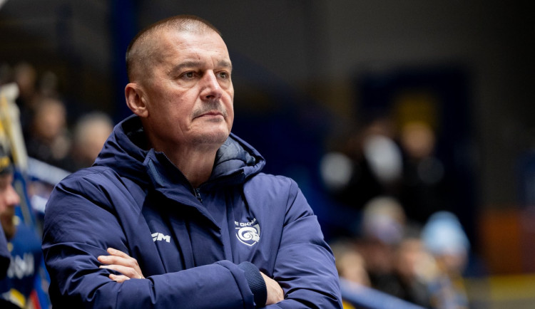 Trenér Zlína Richard Kapuš při domácím zápase. Foto: RI Okna Berani Zlín/Martin Sekanina