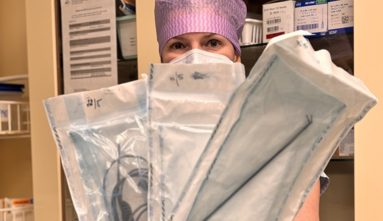 Jihlavská nemocnice má nové vybavení. Umožní přesnější operace nosu a hrtanu. Foto: Nemocnice Jihlava