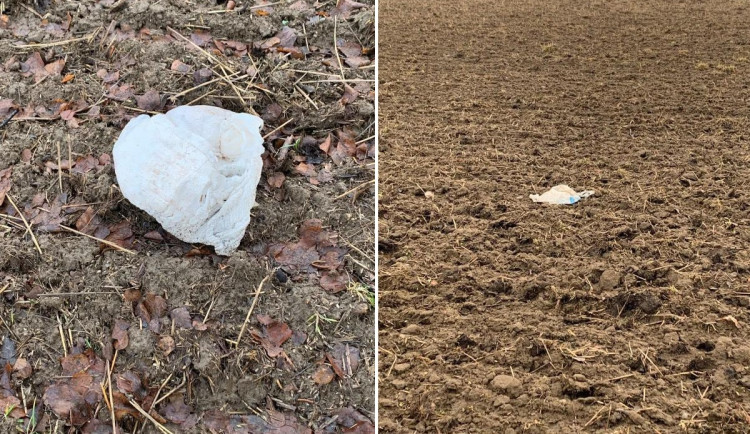 Kdo vyhazuje použité pleny u Hlávkova na Jihlavsku? Místní prosí o pomoc. Foto: Jana Ottová