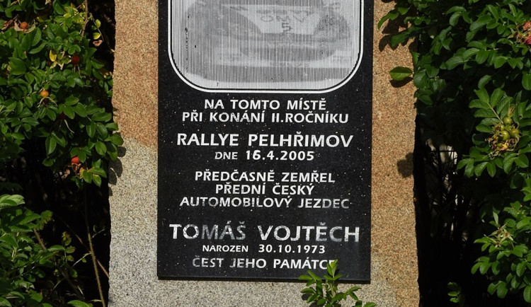 Památník Tomáše Vojtěcha v Nové Cerekvi na Pelhřimovsku. Foto: Wikimedia Commons/Ben Skála, Benfoto