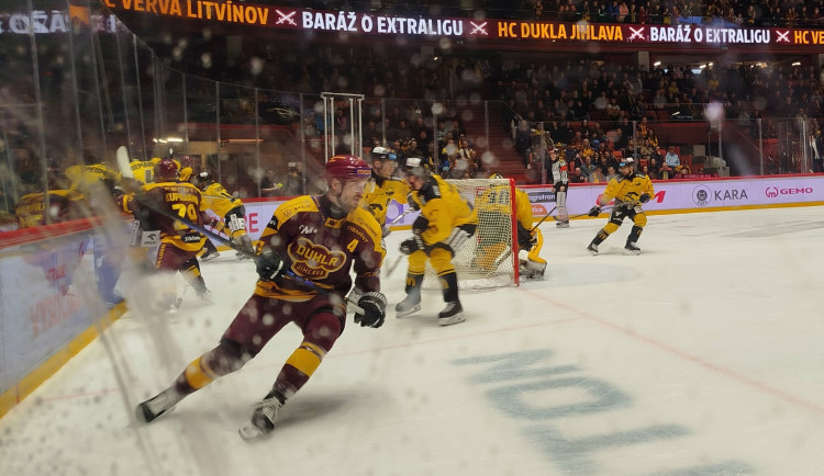 ON-LINE: Baráž zavítala do Horácké arény, Dukla bojuje o první výhru