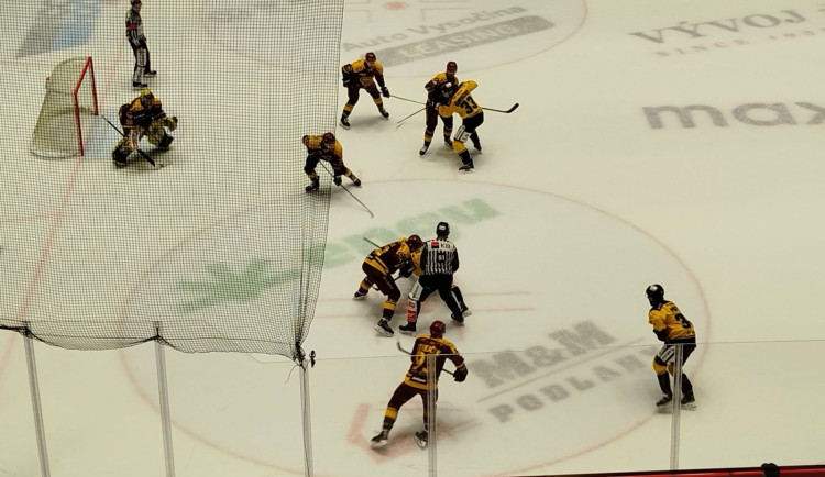 ON-LINE: Baráž zavítala do Horácké arény, Dukla bojuje o první výhru