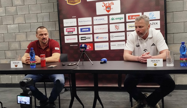 Ujčíka po třetí prohře mrzela produktivita. Ale nevypustíme, už jen kvůli fanouškům, říká