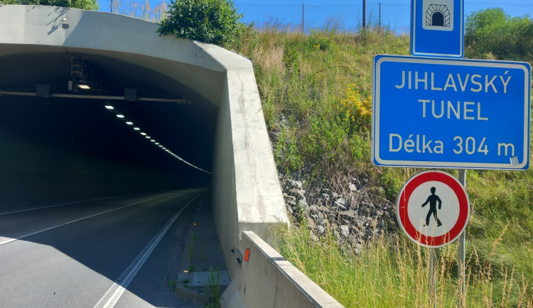 Jihlavský tunel se o víkendu uzavře. Kromě revize a údržby dostane nový software