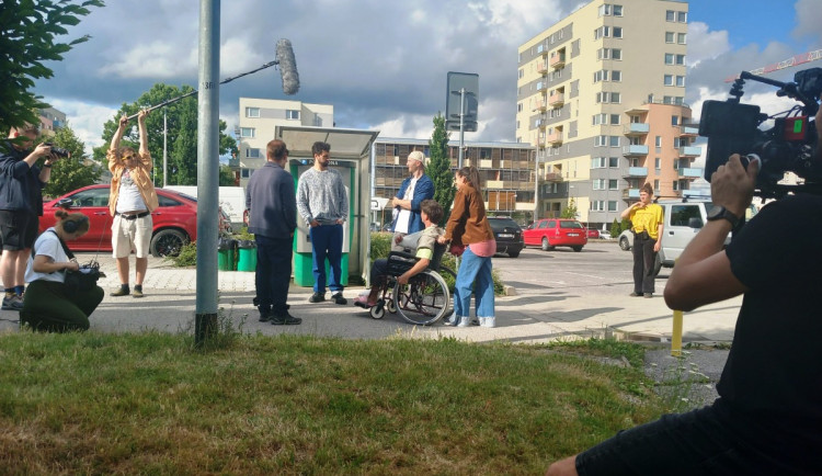 Jihlavský seriál NA DNĚ lidé uvidí v Horácké aréně. Bude i červený koberec
