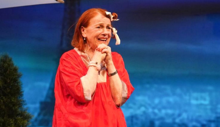 Iva Janžurová