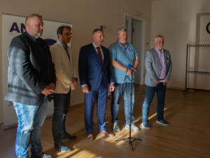 Kdo je paní Koubová, zeptal se v reakci na kritiku hnutí ANO jeho náměstek Popelka