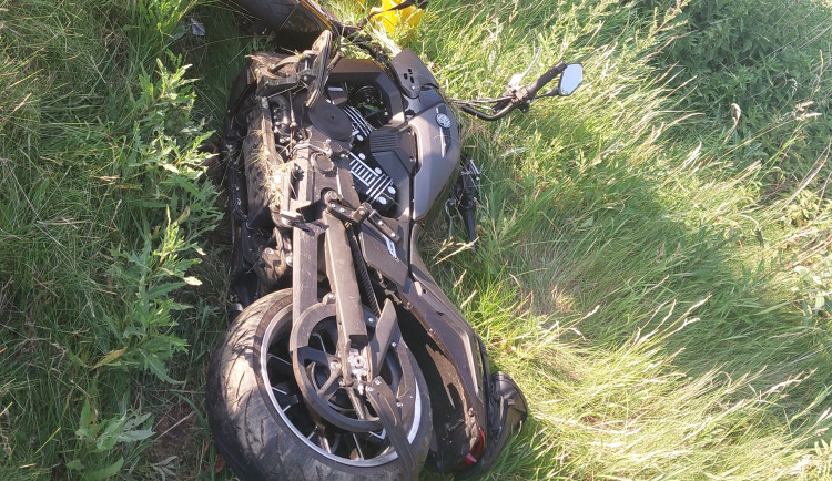 Nehoda motocyklisty na Pelhřimovsku.