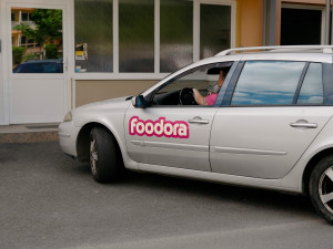 Život bez šéfa a pevné pracovní doby. Jak máma na rodičovské našla svou svobodu