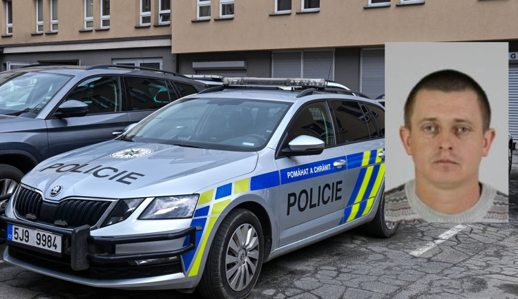 Osobní věci byly na břehu, muž se ztratil. Policisté žádají o pomoc veřejnost