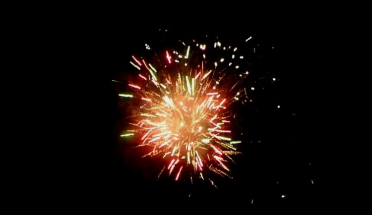 Novoroční ohňostroj v Cejli na Jihlavsku