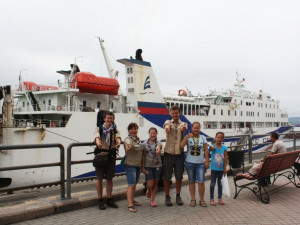 Auto už je na lodi. Červenec 2015