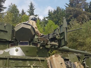 Průjezd konvoje americké armády