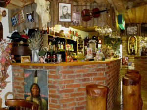 Interiér country hospody