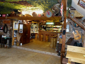 Interiér country hospody