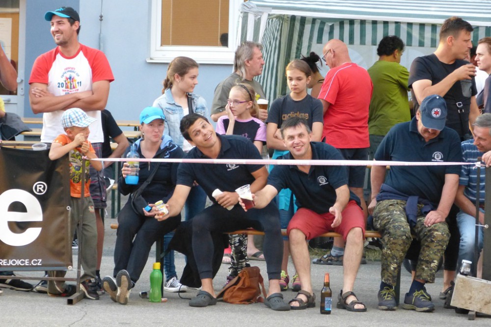Noční Batelov 2016