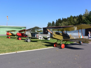 Horácký letecký den 2016, Jihlava - Henčov