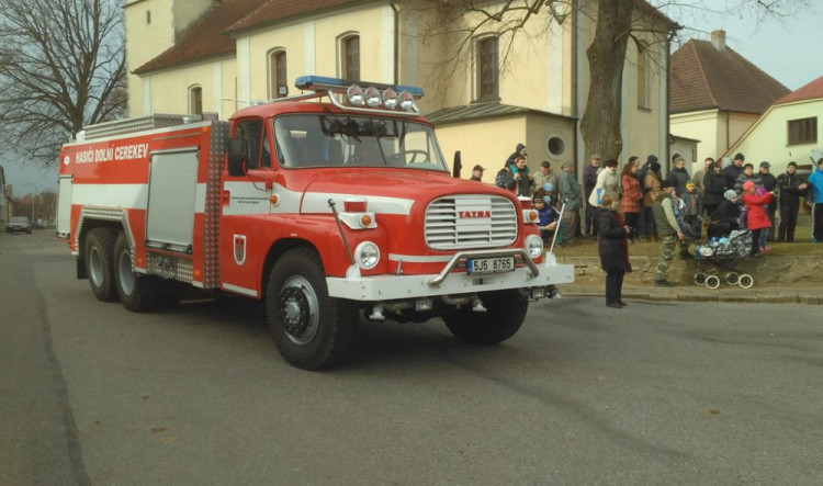 SDH Dolní Cerekev: Slavnostní předání zásahové repasované Tatry