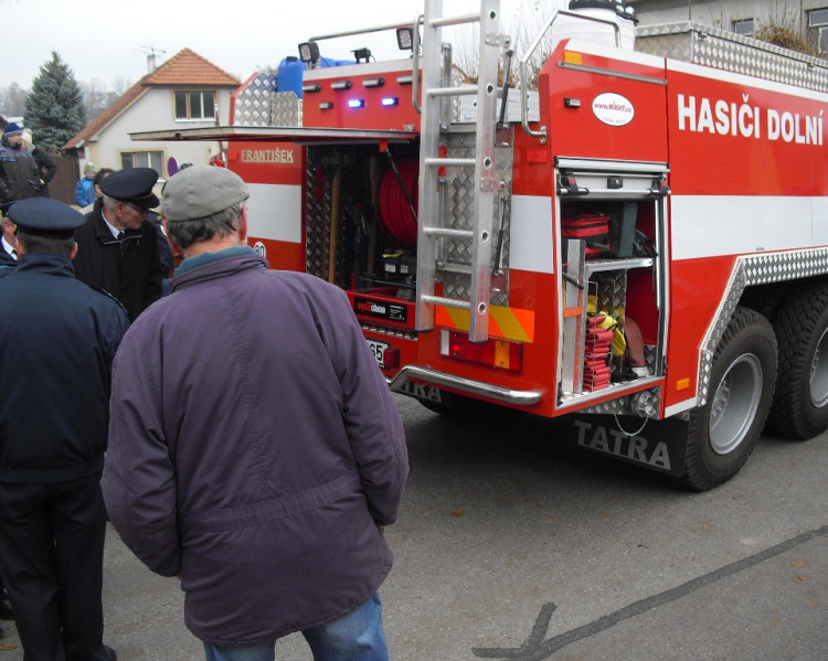 SDH Dolní Cerekev: Slavnostní předání zásahové repasované Tatry