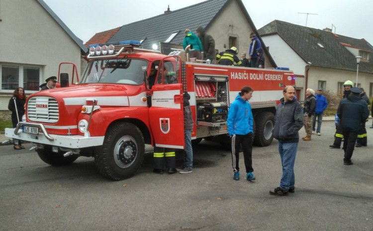 SDH Dolní Cerekev: Slavnostní předání zásahové repasované Tatry