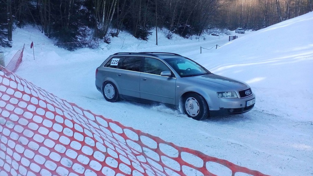 Sněžná rally v Pístově u Jihlavy