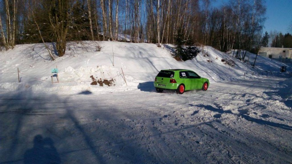 Sněžná rally v Pístově u Jihlavy