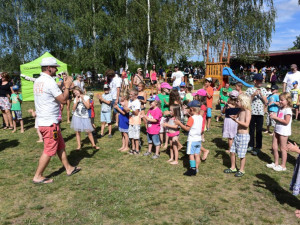 Závod dračích lodí v Telči 2017