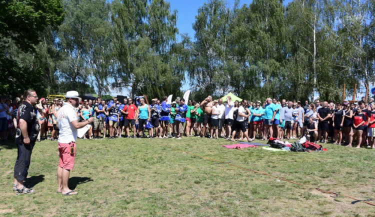 Závod dračích lodí v Telči 2017