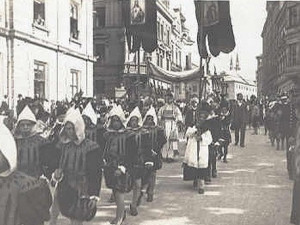 Průvod na náměstí Svobody