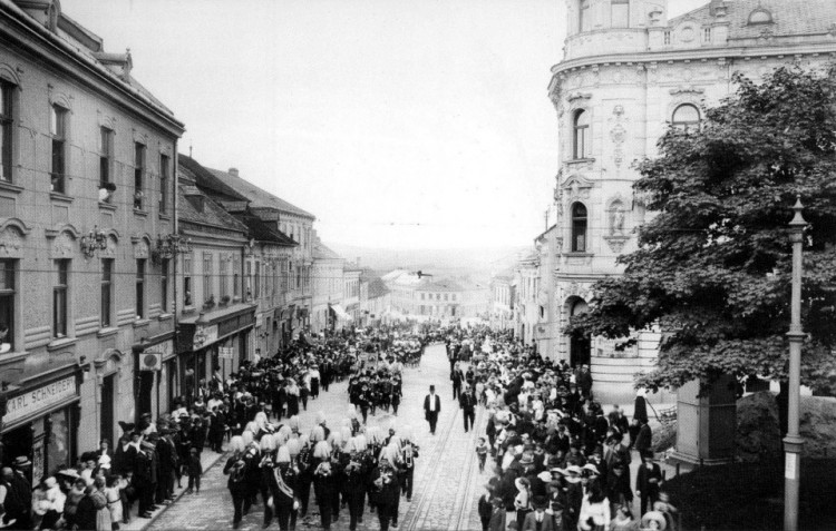 Průvod v roce 1914