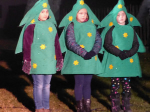 Rozsvícení vánočního stromečku v Cejli na Jihlavsku