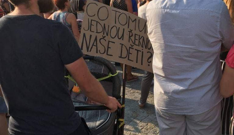 Protesty proti vládě Andreje Babiše v Jihlavě, 5. června 2018
