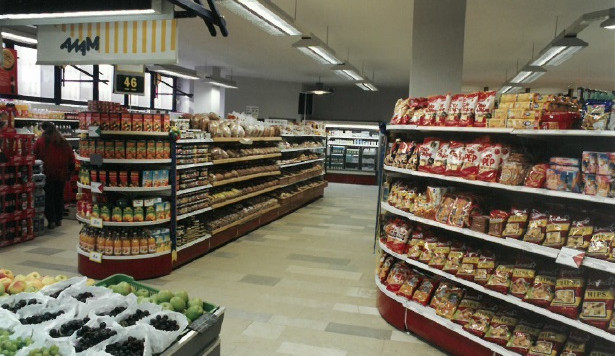 První supermarket v ČR - jihlavská Mana