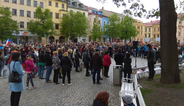 Demonstrace na jihlavském Masarykově náměstí - nezávislost justice