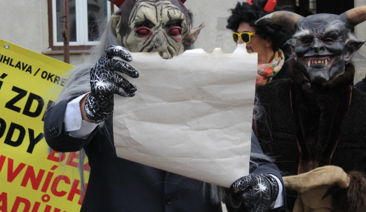 Ředitel SÚRAO v lokalitě Hrádek