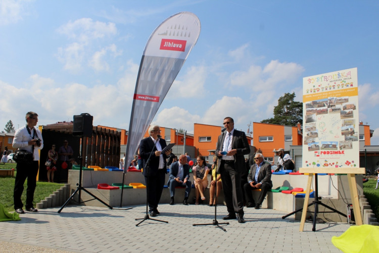 Nová školka v Jihlavě se dnes slavnostně otevřela