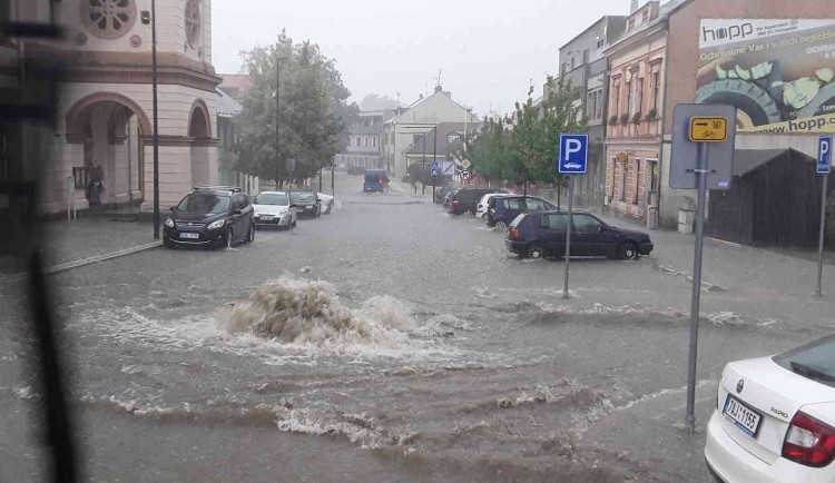 Bouřka na Vysočině zaměstnala hasiče více než 50 výjezdy