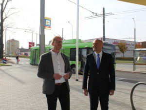 Jihlava má nový dopravní terminál Na Dolech