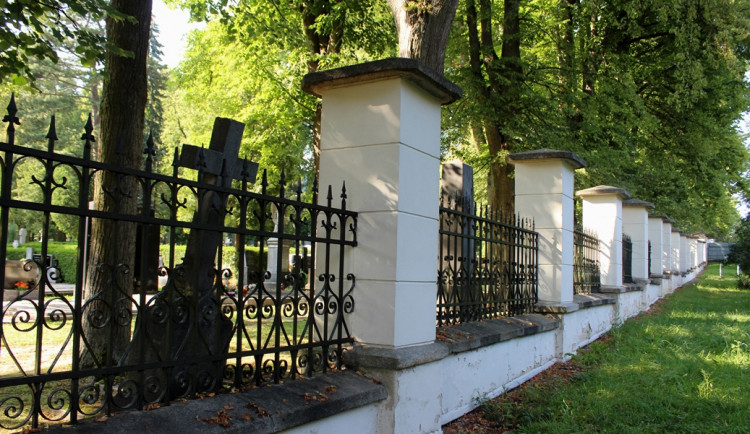 Ústřední hřbitov 