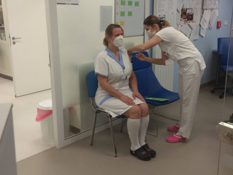 Spuštění očkování na covid-19 v jihlavské nemocnici