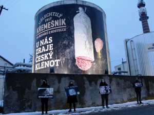 Kostelecká jatka, pietní akt