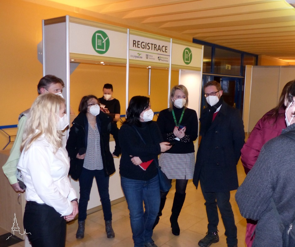 První očkovací centrum na Vysočině, Pelhřimov, KD Máj